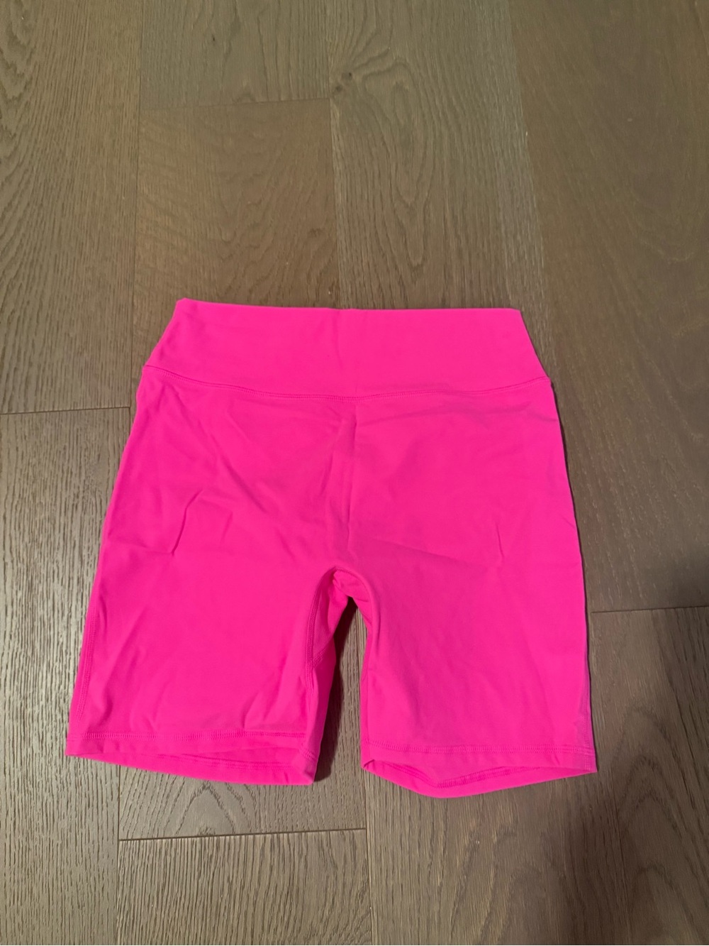 BuffBunny Legacy Short 6” Candy Crush